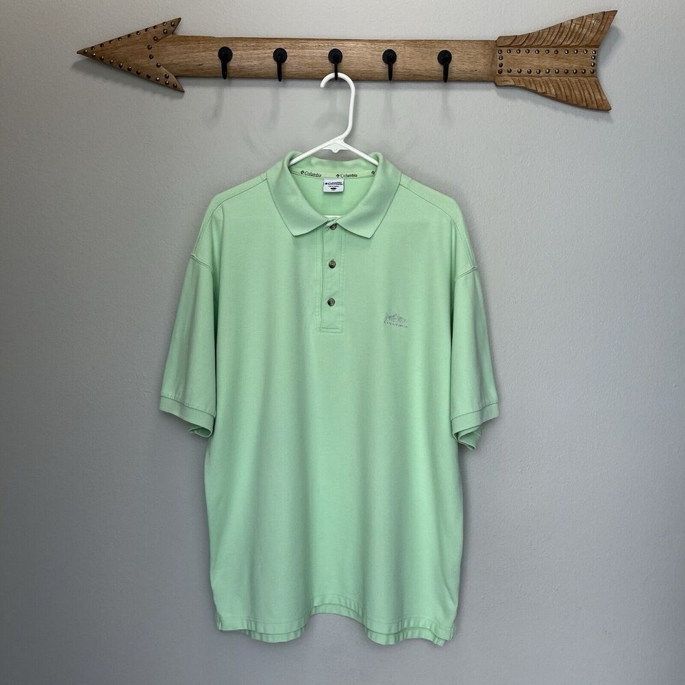 Columbia | Light Green Vintage Fish Embroidered Short Sleeve Polo Shirt Large